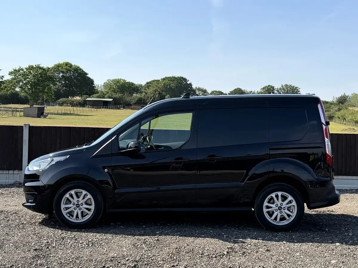 Used Ford Transit Connect Limited 2024 Black MPV