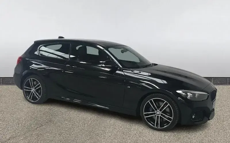 Usado BMW 118 Efficient Dynamics 150 HP (110 kW) 2019 Citadino