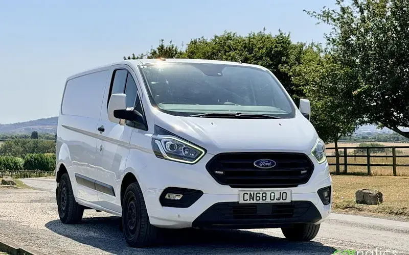Used Ford Transit Custom Trend 131 HP (96 kW) 2023 Van