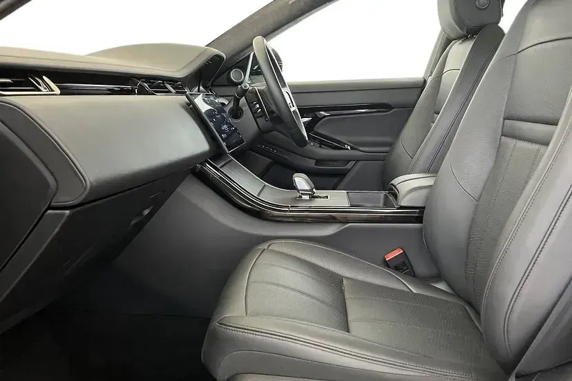 Used Land Rover Range Rover evoque Autobiography 204 HP (150 kW) 2025 White SUV