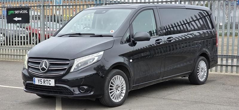 Used Mercedes Vito Premium 190 HP (139 kW) 2021 Black Van