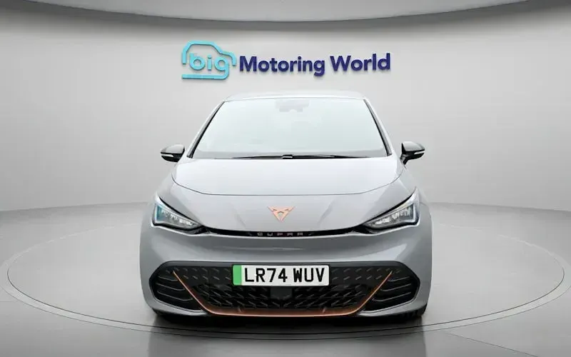 Begagnad Cupra Born e-Boost 169 kW (231 HK) 2026 Halvkombi
