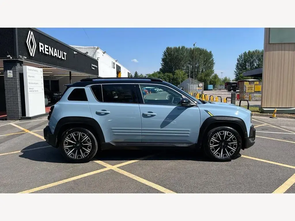 New Renault 4 E-Tech Iconic 110 kW (150 HP) 2025 SUV