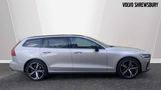 Used Volvo V60 Ultra 194 HP (142 kW) 2025 Estate