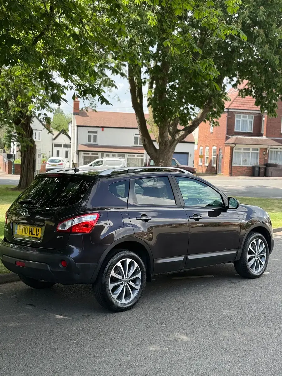 Used Nissan Qashqai Tekna 150 HP (110 kW) 2010 Black SUV
