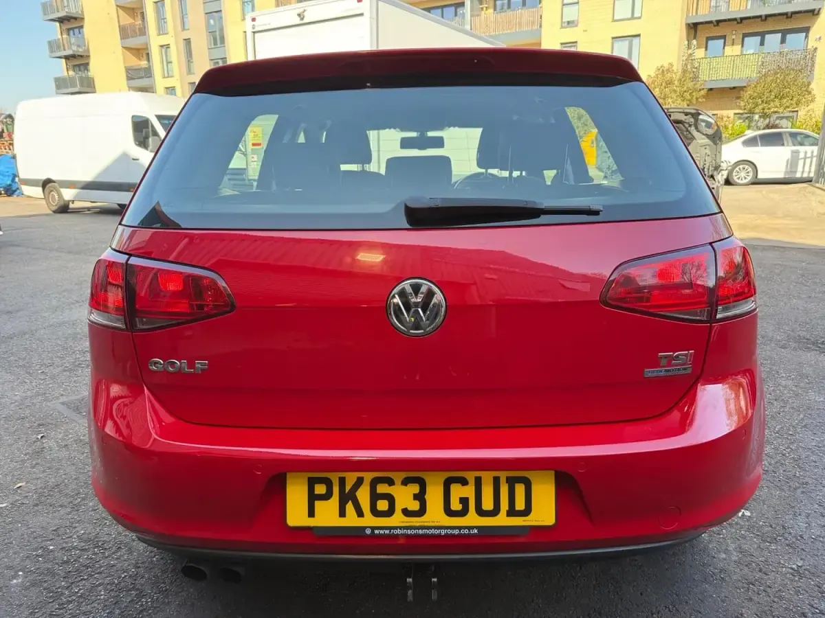 Used VW Golf VII SE 2013 Red Hatchback