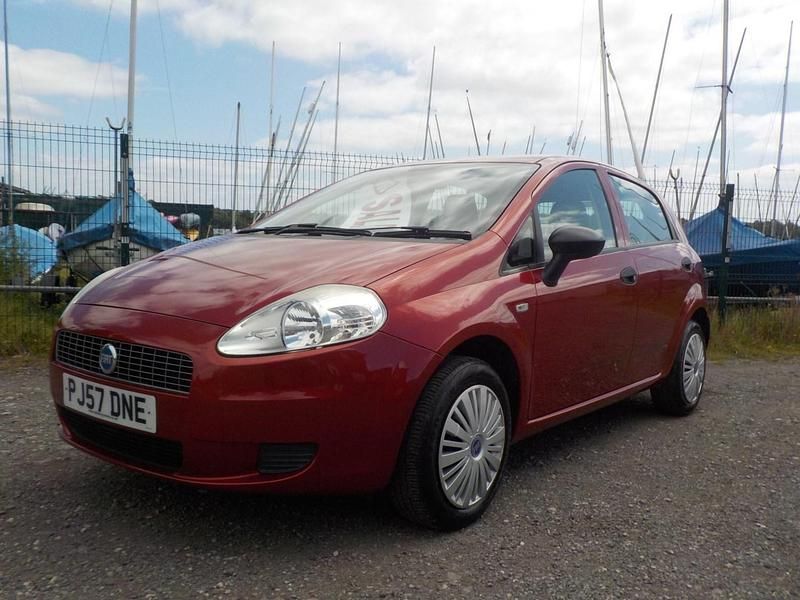 Red Used 2007 Fiat Grande Punto Active Hatchback | £2,500 (Fair price) - Image 1/4