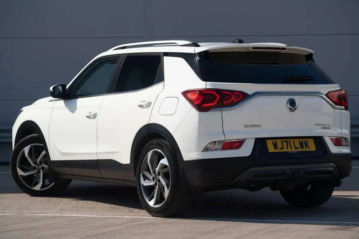 Used SsangYong Korando 136 HP (100 kW) 2021 White SUV