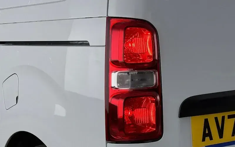 Used Citroën Dispatch 102 HP (75 kW) 2022 White MPV