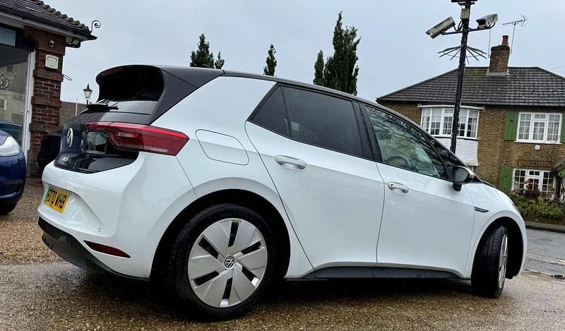 Used VW ID.3 Pro Performance 150 kW (204 HP) 2020 White Hatchback
