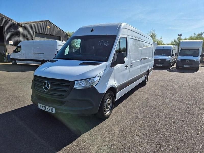 Begagnad Mercedes Sprinter Progressive 2021 Vit Van