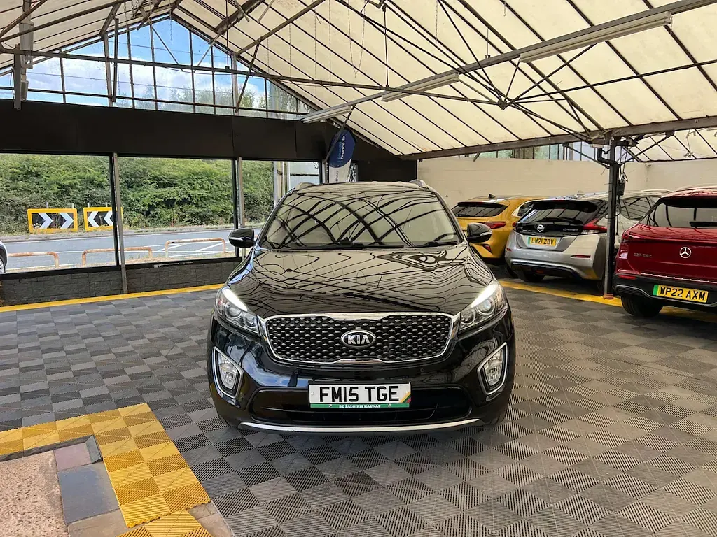 Used Kia Sorento 200 HP (147 kW) 2015 Black SUV