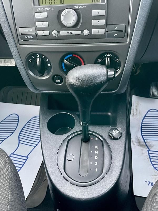 Black Used 2010 Ford Fusion Zetec Estate | £2,450 (Fair price) - Image 1/4