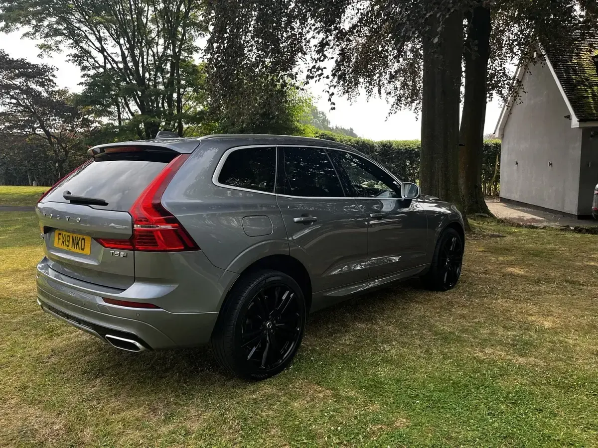 Used Volvo XC60 R-Design Pro 2019 Grey SUV