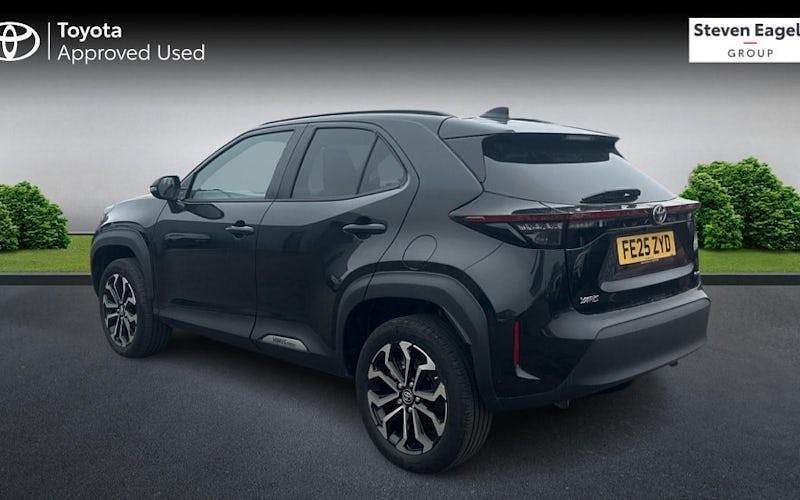 Used Toyota Yaris Hybrid Design 116 HP (85 kW) 2026 Estate