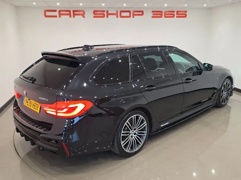 Used BMW 520 M Sport 190 HP (139 kW) 2019 Black Estate