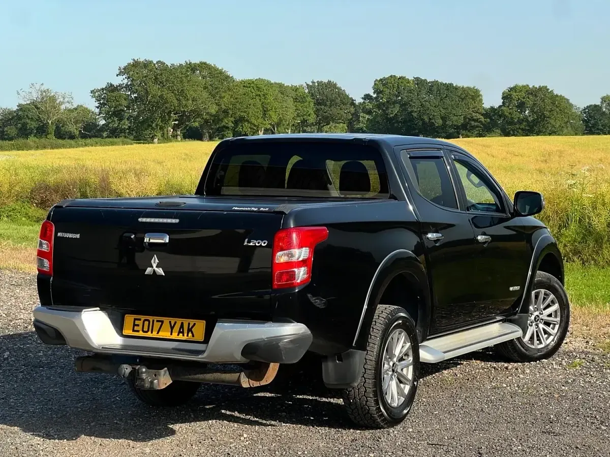 Used Mitsubishi L200 Warrior 2017 Black Pickup