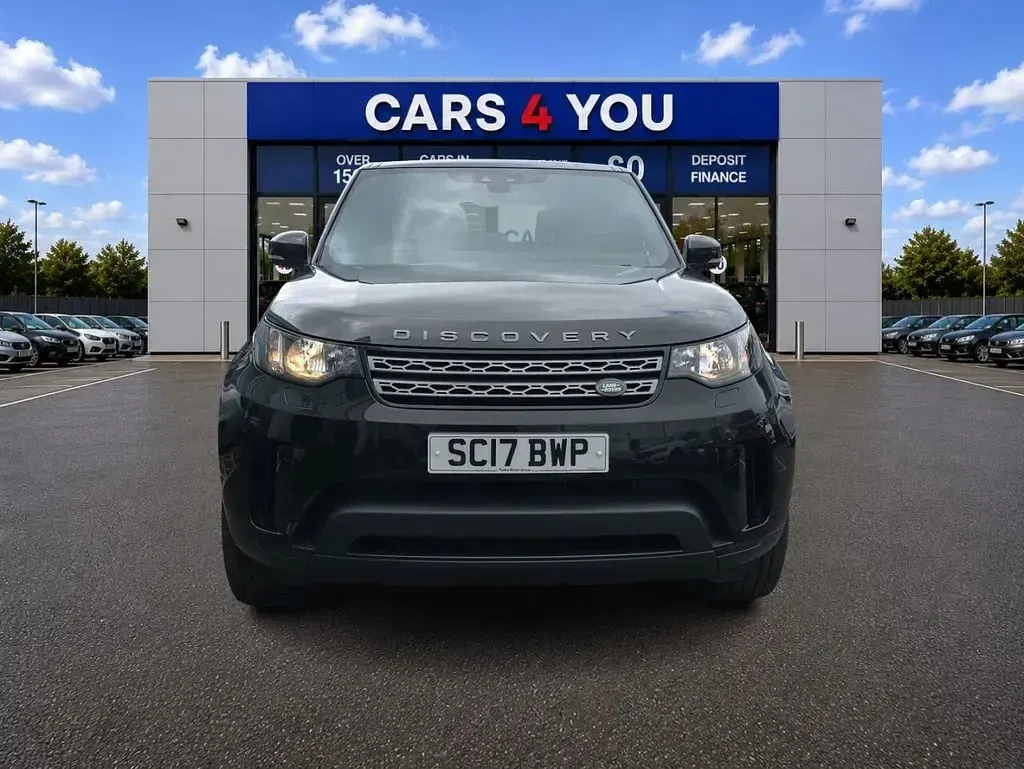Used Land Rover Discovery 5 S 240 HP (176 kW) 2017 Black SUV