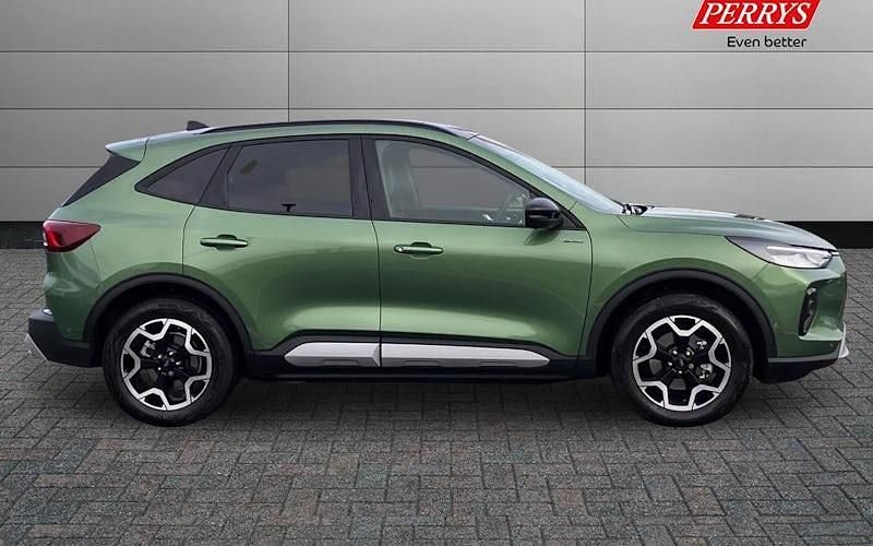 Used Ford Kuga Active 242 HP (177 kW) 2025 SUV