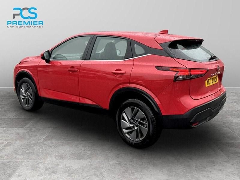 Used Nissan Qashqai Acenta Premium 2022 Red SUV