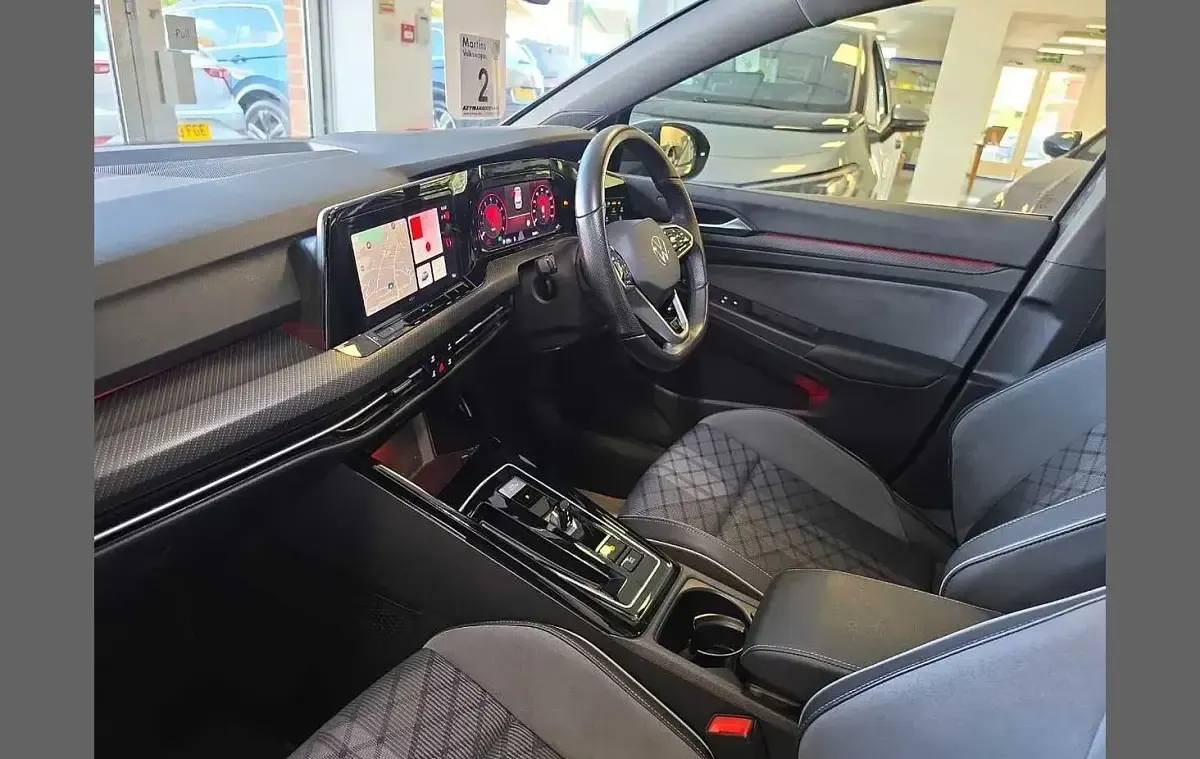 Used VW Golf VIII R-line 147 HP (108 kW) 2024 Grey Hatchback