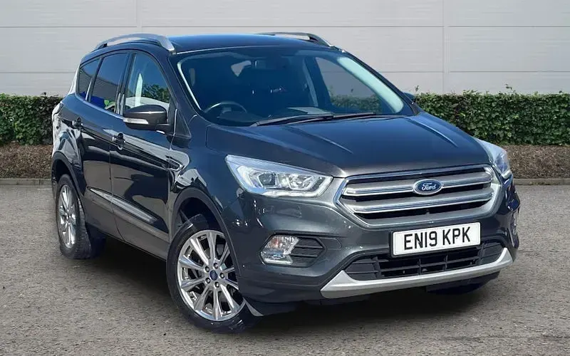 Usado Ford Kuga Titanium 150 CV (110 kW) 2019 SUV