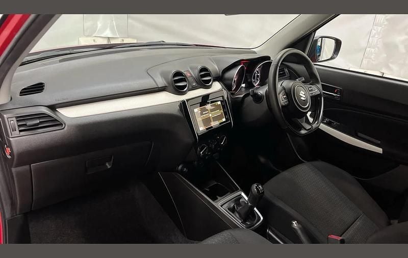 Used Suzuki Swift SZ-L 81 HP (59 kW) 2023 Red Hatchback