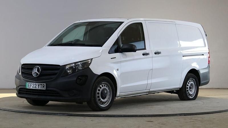 Used Mercedes e-Vito Progressive 85 kW (116 HP) 2022 White MPV