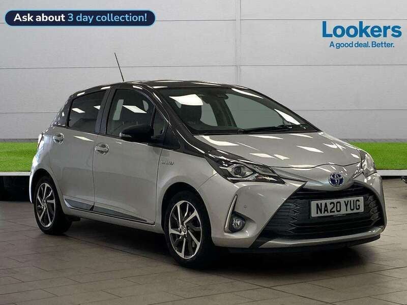 Silver Used 2020 Toyota Yaris Hybrid Hatchback | £12,028 (Good price) - Image 1/4