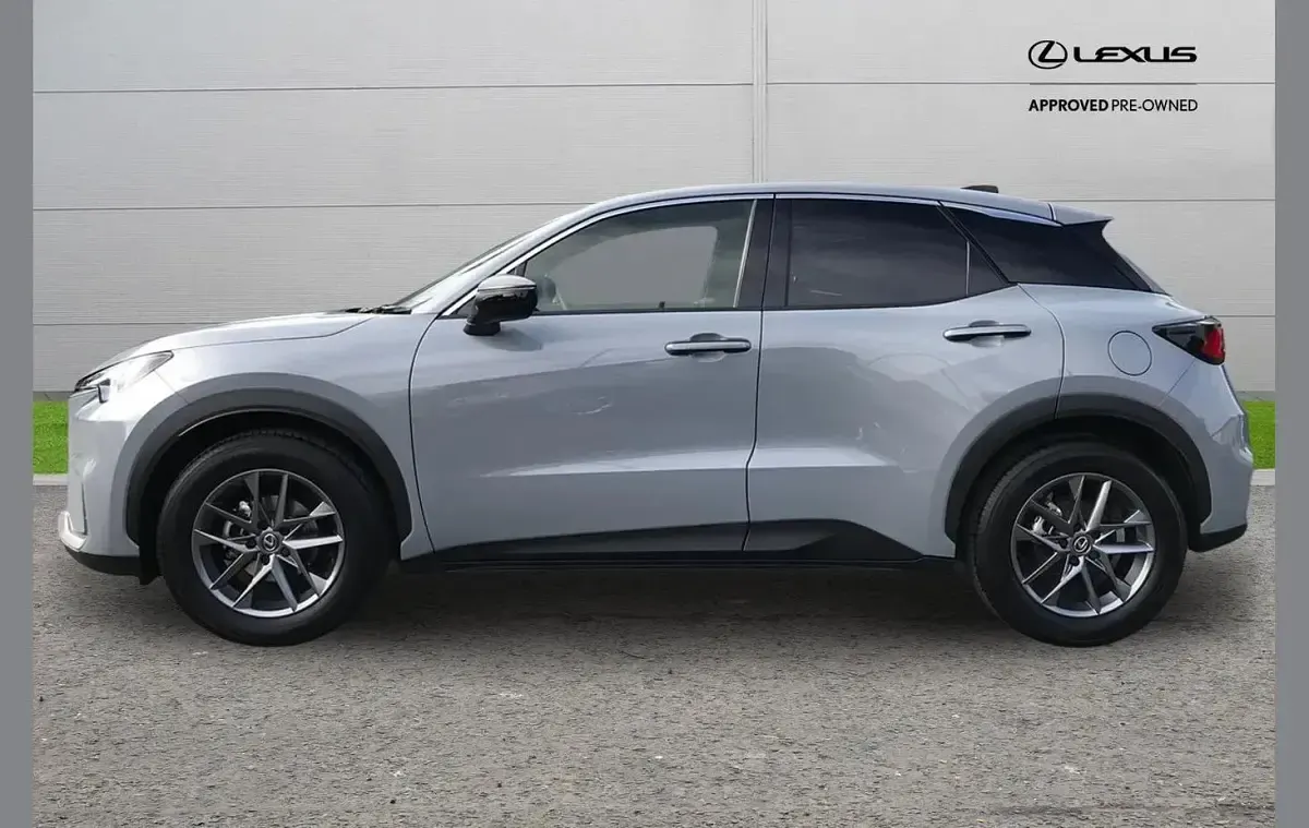 Used Lexus LBX 136 HP (100 kW) 2025 Grey SUV