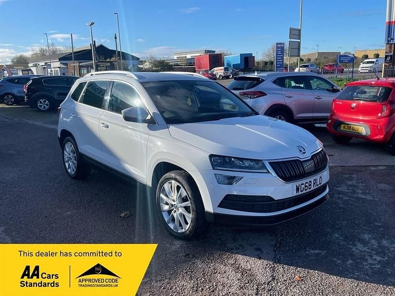 Used Skoda Karoq SE L 115 HP (84 kW) 2018 White SUV