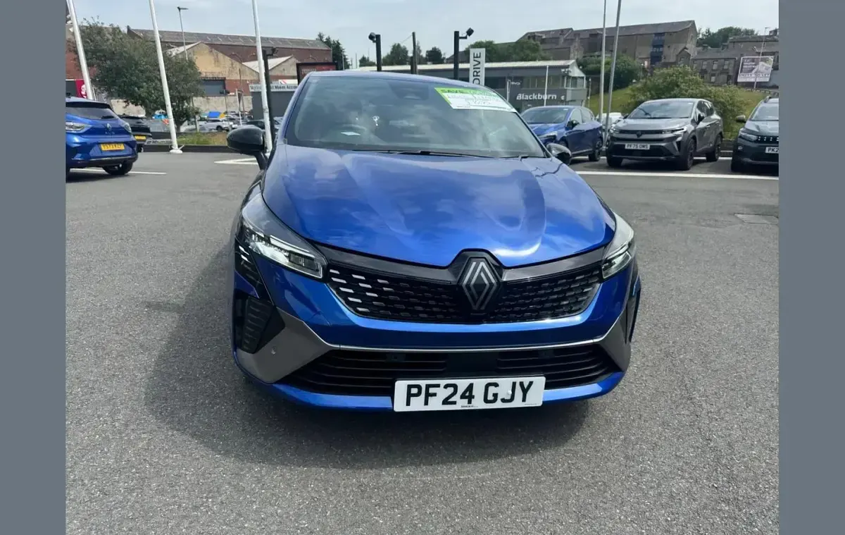 Used Renault Clio V Esprit Alpine 140 HP (102 kW) 2024 Blue Hatchback