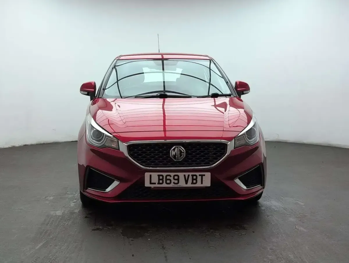 Used MG MG3 Exclusive 106 HP (77 kW) 2019 Red Hatchback