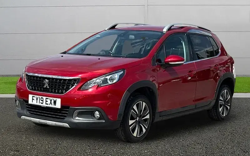 Used Peugeot 2008 Allure 83 HP (61 kW) 2019 Red SUV