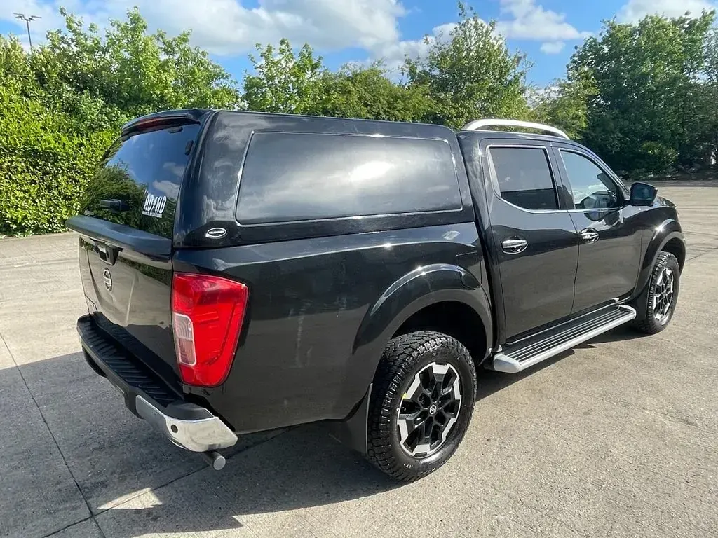 Used Nissan Navara Tekna 190 HP (139 kW) 2020 Black Pickup