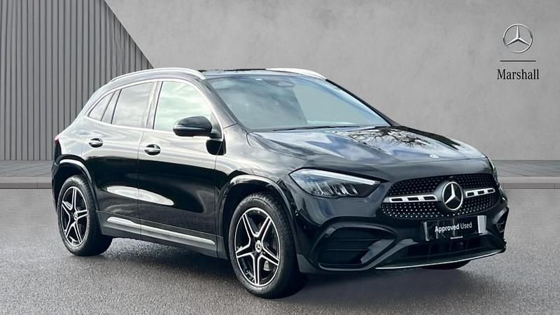 Used Mercedes GLA200 Executive 163 HP (119 kW) 2025 Night black SUV