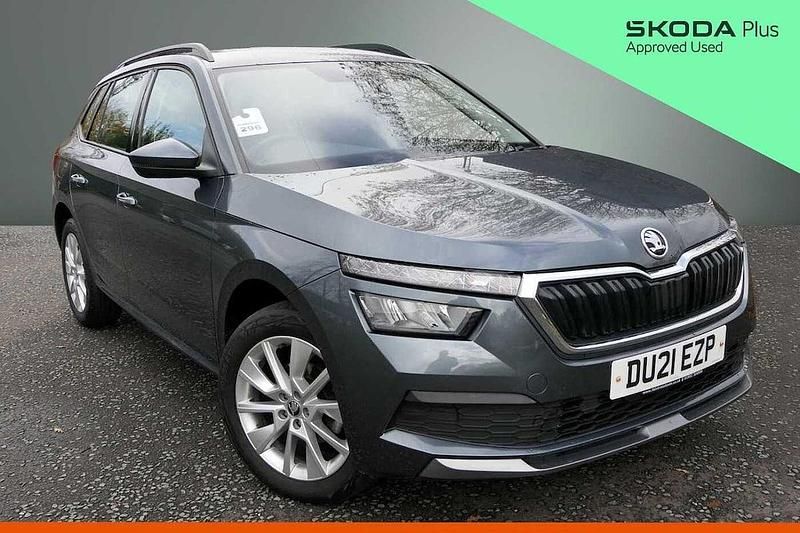 Quartz grey metallic Used 2021 Skoda Kamiq SE SUV | £13,495 (Good price) - Image 1/4