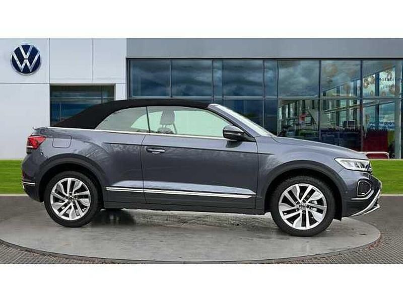 Novo VW T-Roc 150 HP (110 kW) 2025 SUV