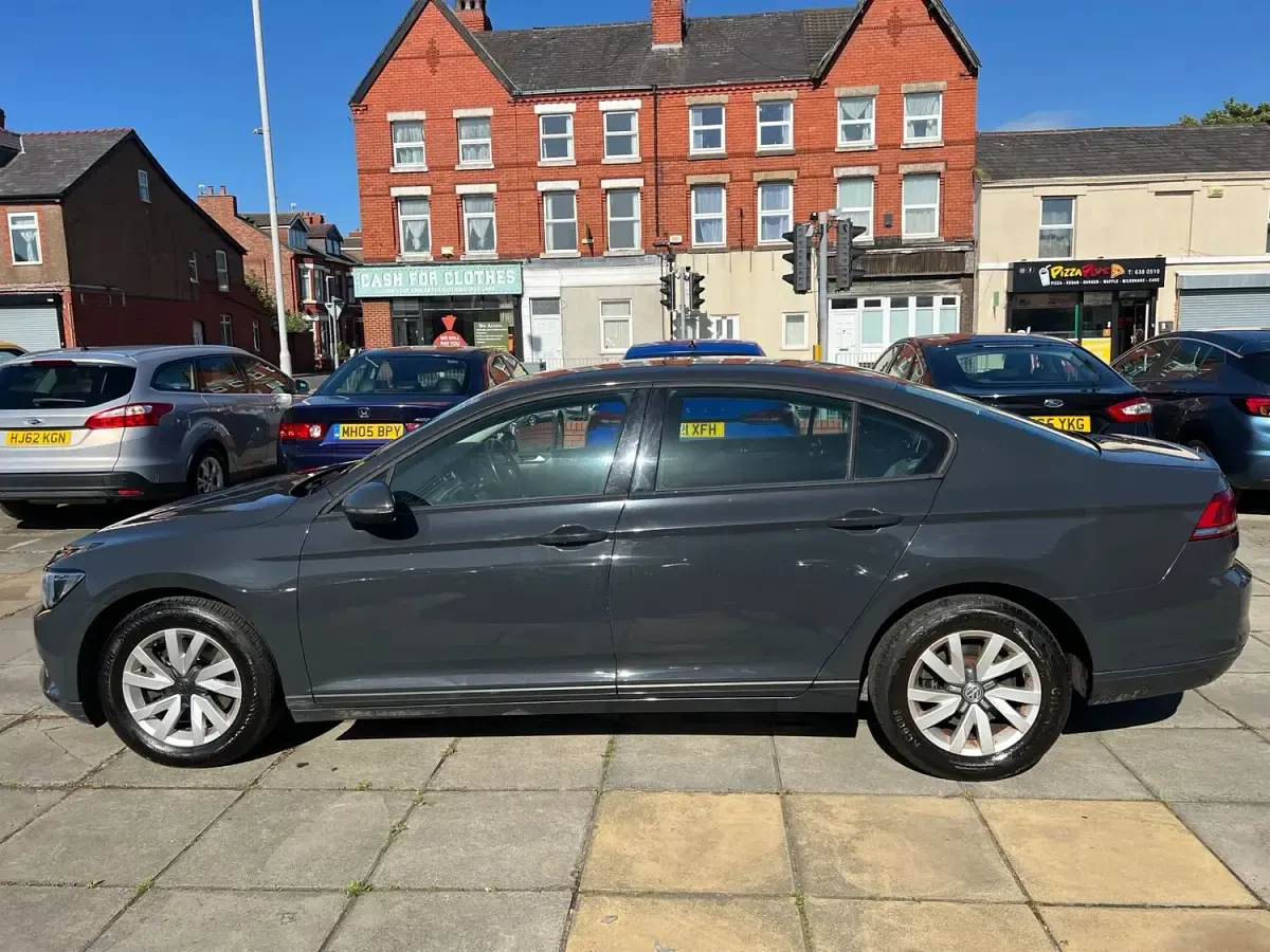Used VW Passat S 120 HP (88 kW) 2015 Grey Sedan