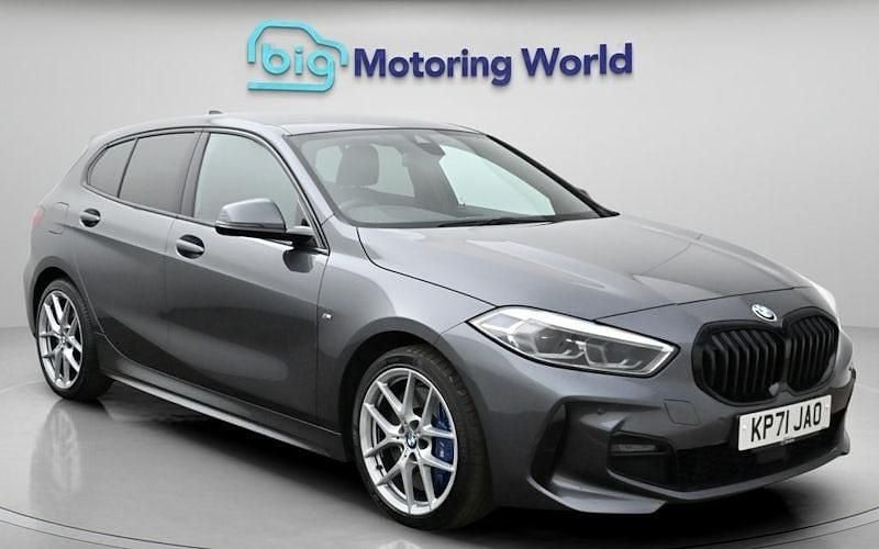 Used BMW 118 M Sport 136 HP (100 kW) 2021 Grey Hatchback
