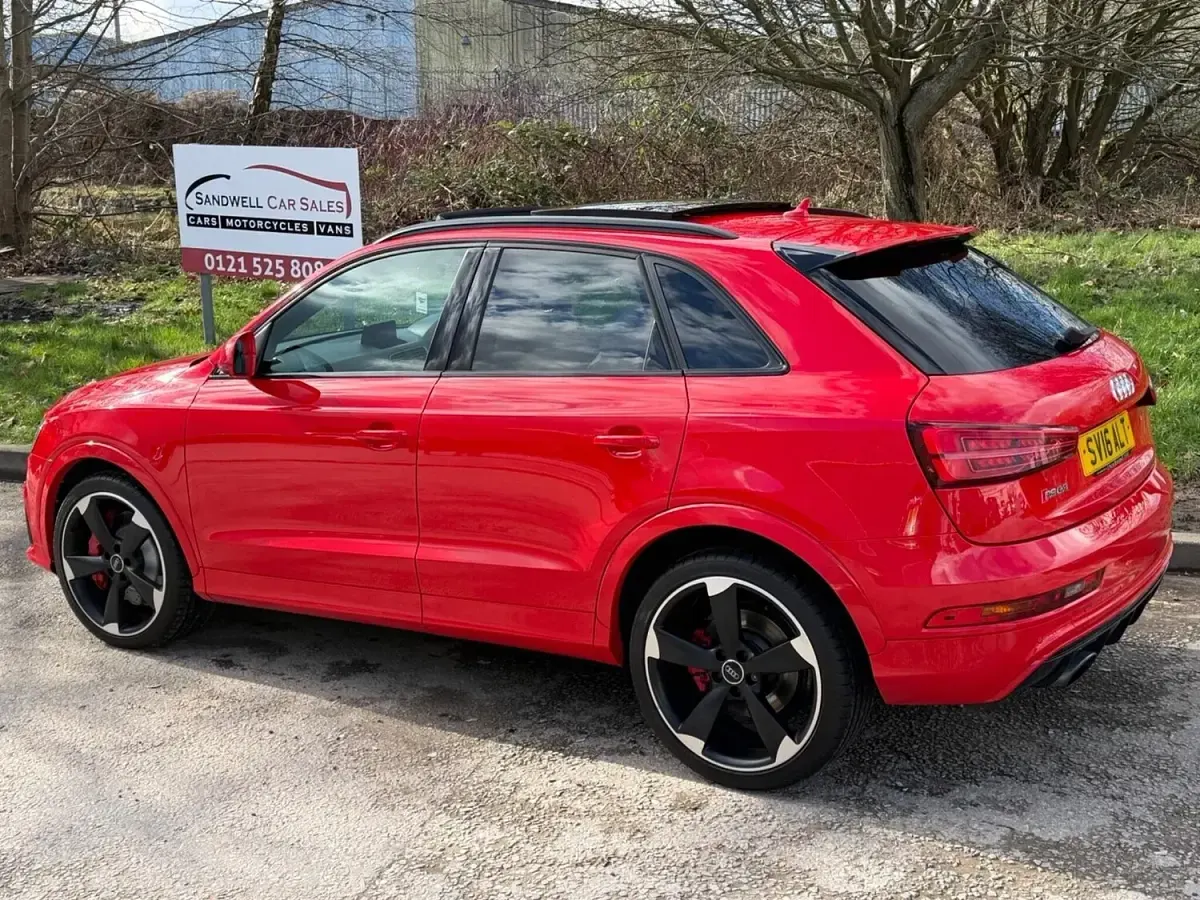 Used Audi RS Q3 Advanced 2016 Red SUV