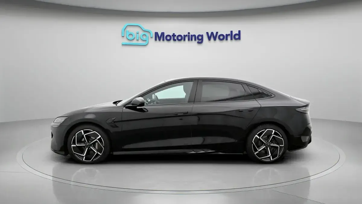 Used BYD Seal 389 kW (530 HP) 2024 Black Sedan
