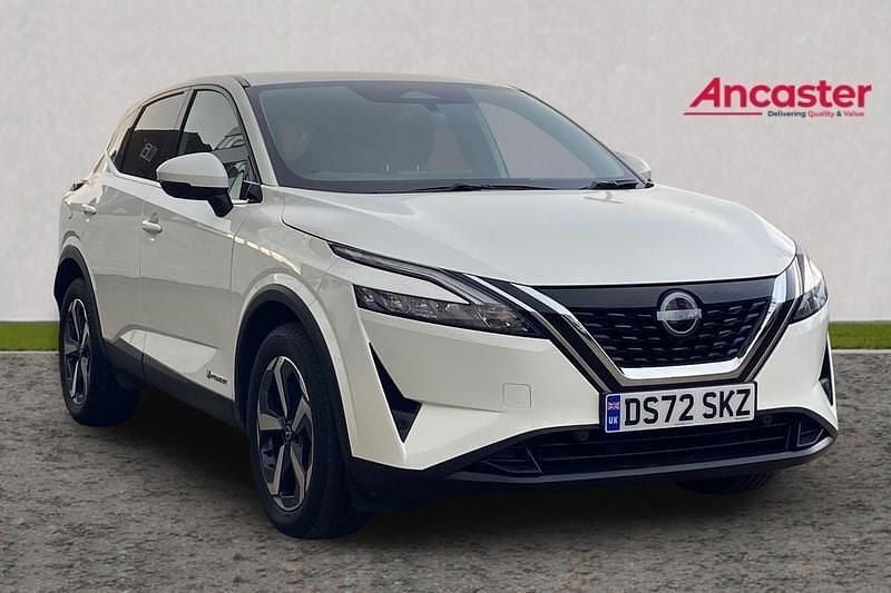 Used Nissan Qashqai N-Connecta 187 HP (137 kW) 2022 White SUV