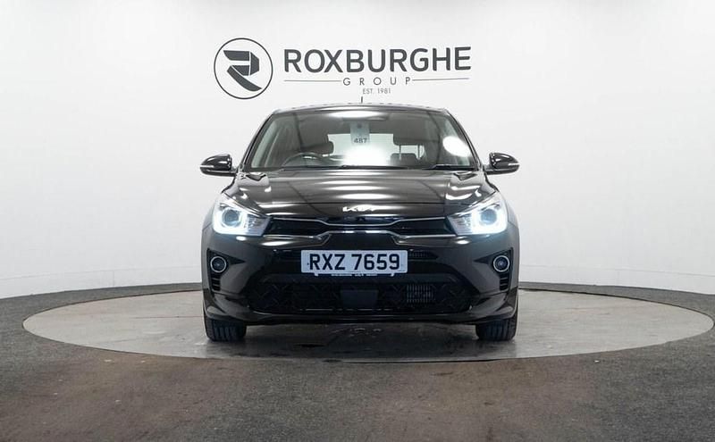 Used Kia Rio 99 HP (72 kW) 2022 Black Hatchback