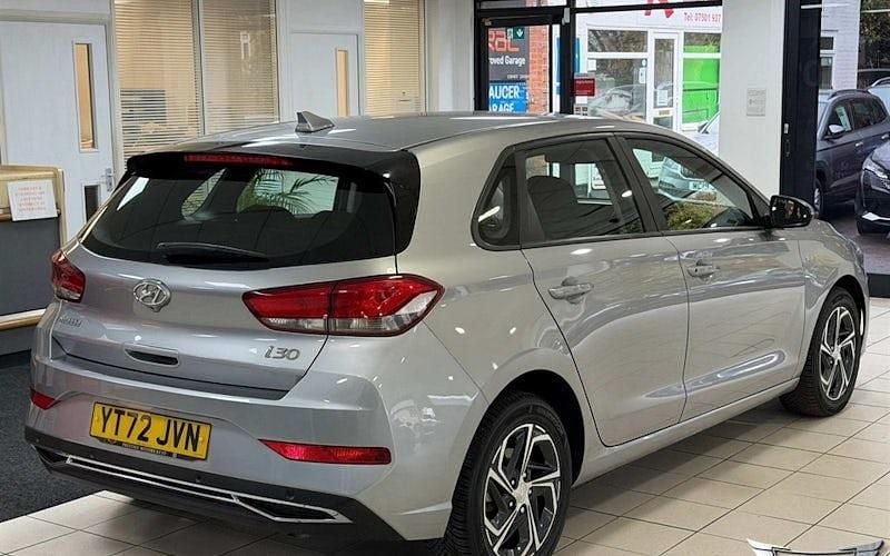 Used Hyundai i30 SE 120 HP (88 kW) 2024 Hatchback