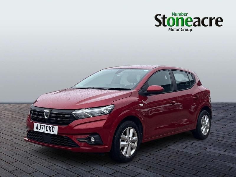 Used Dacia Sandero Comfort 100 HP (73 kW) 2022 Red Hatchback