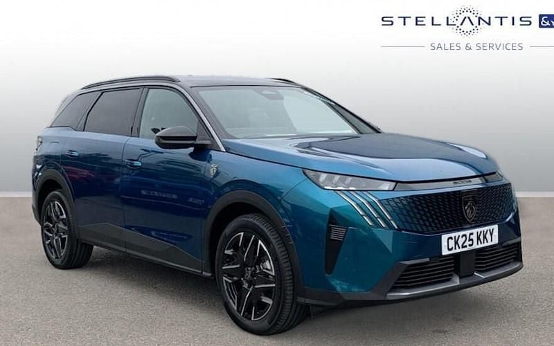 Blue Used 2025 Peugeot 5008 GTi MPV | £29,500 (Fair price) - Image 1/4