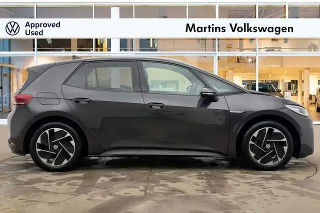 Usado VW ID.3 Pro Performance 150 kW (204 CV) 2022 Gris Utilitario