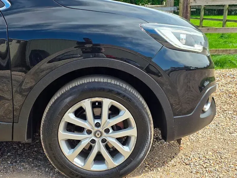 Used Renault Kadjar Dynamique 130 HP (95 kW) 2016 Black SUV