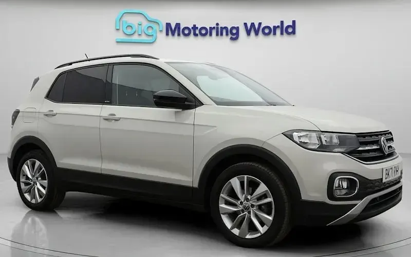 Used VW T-Cross Active 110 HP (80 kW) 2021 SUV